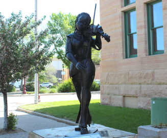 Photo: The Violinist