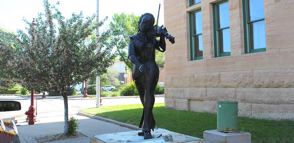 Photo: The Violinist